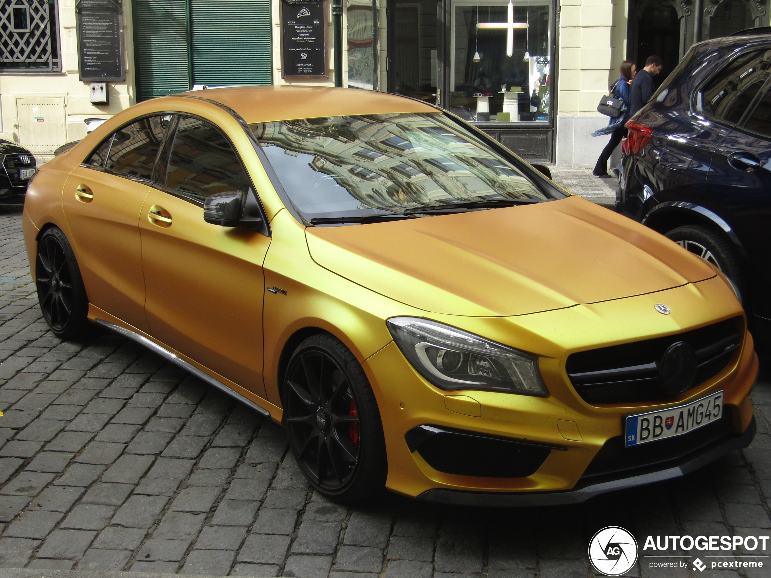 Mercedes-Benz CLA 45 AMG C117