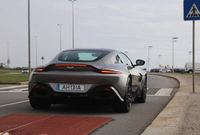 Aston Martin V8 Vantage 2018