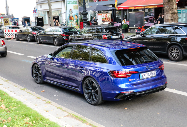 Audi RS4 Avant B9