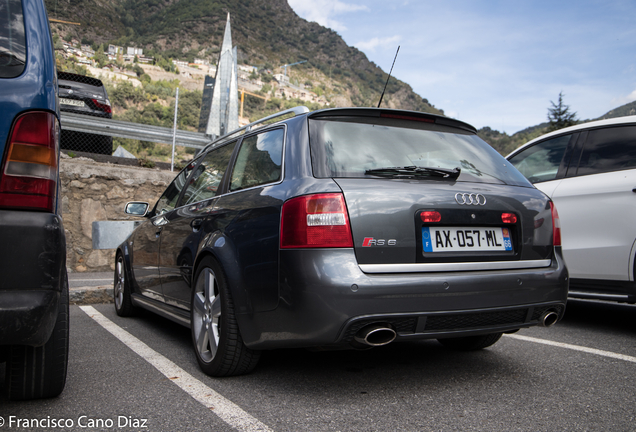 Audi RS6 Avant C5