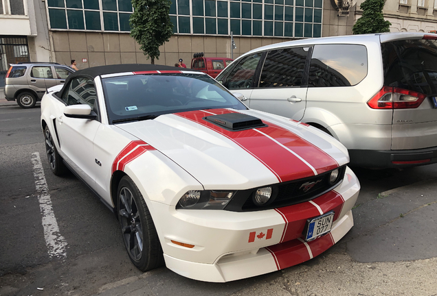 Ford Mustang GT Convertible 2011