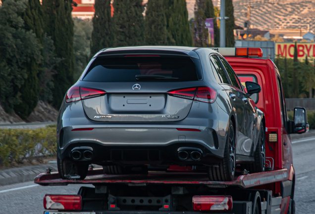 Mercedes-AMG A 45 S W177