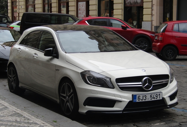 Mercedes-Benz A 45 AMG