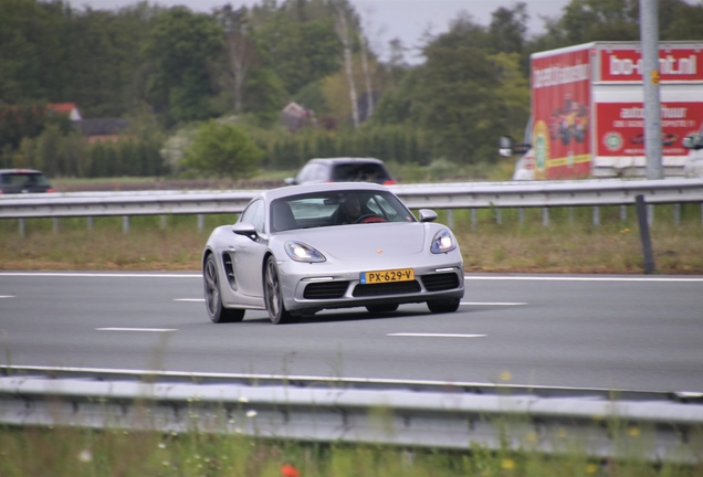 Porsche 718 Cayman S