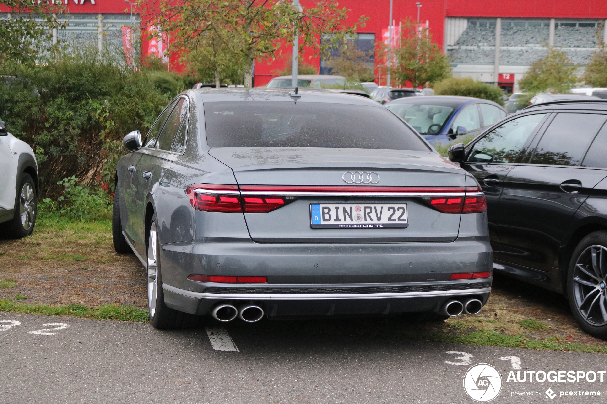 Audi S8 D5