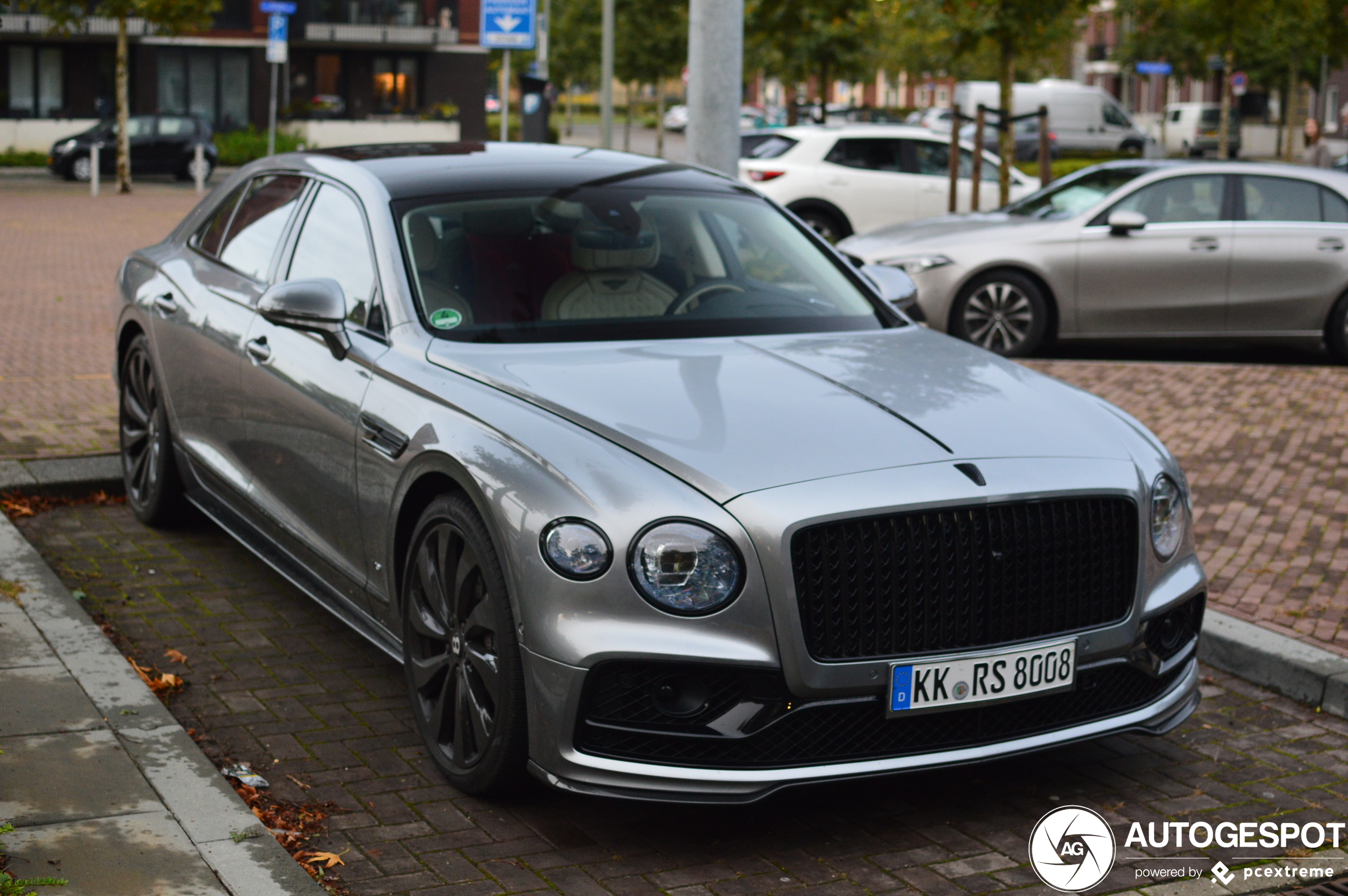 Bentley Flying Spur V8 2021