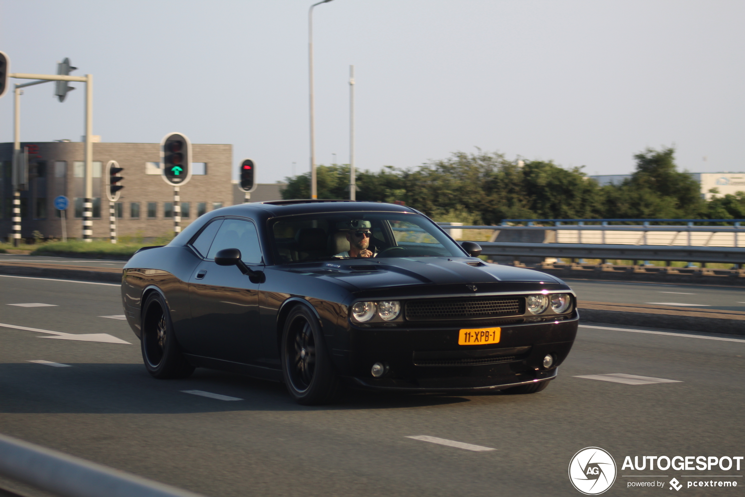 Dodge Challenger SRT-8