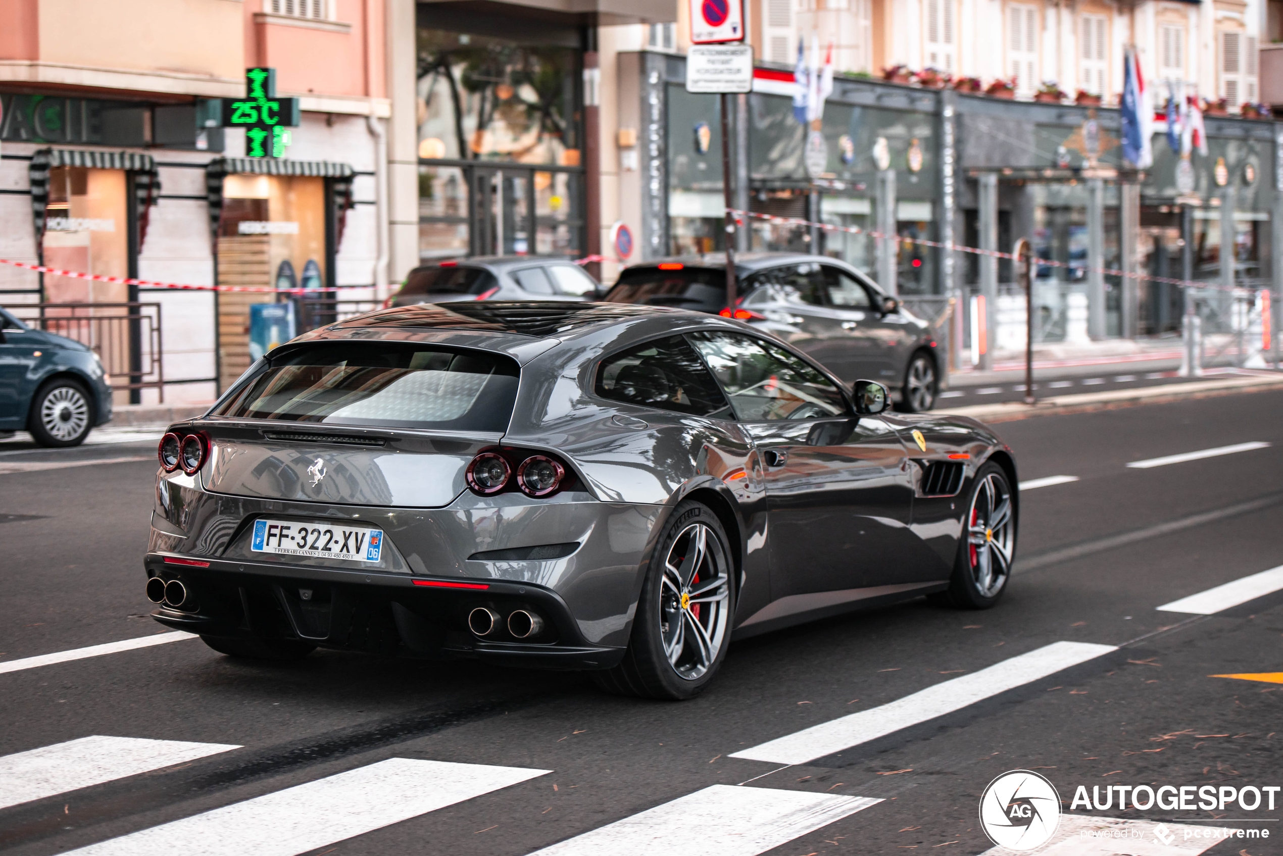 Ferrari GTC4Lusso T