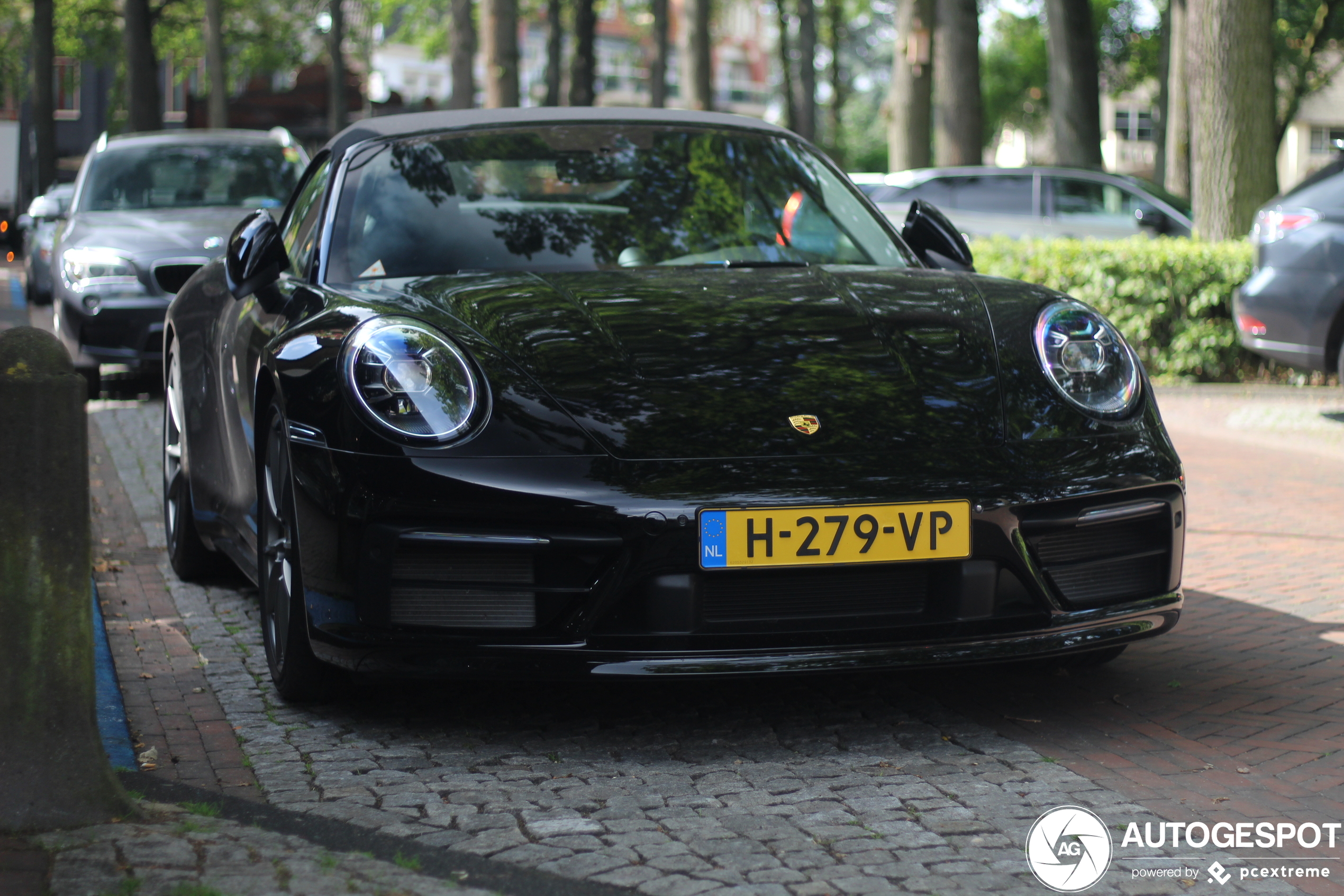 Porsche 992 Carrera 4S Cabriolet