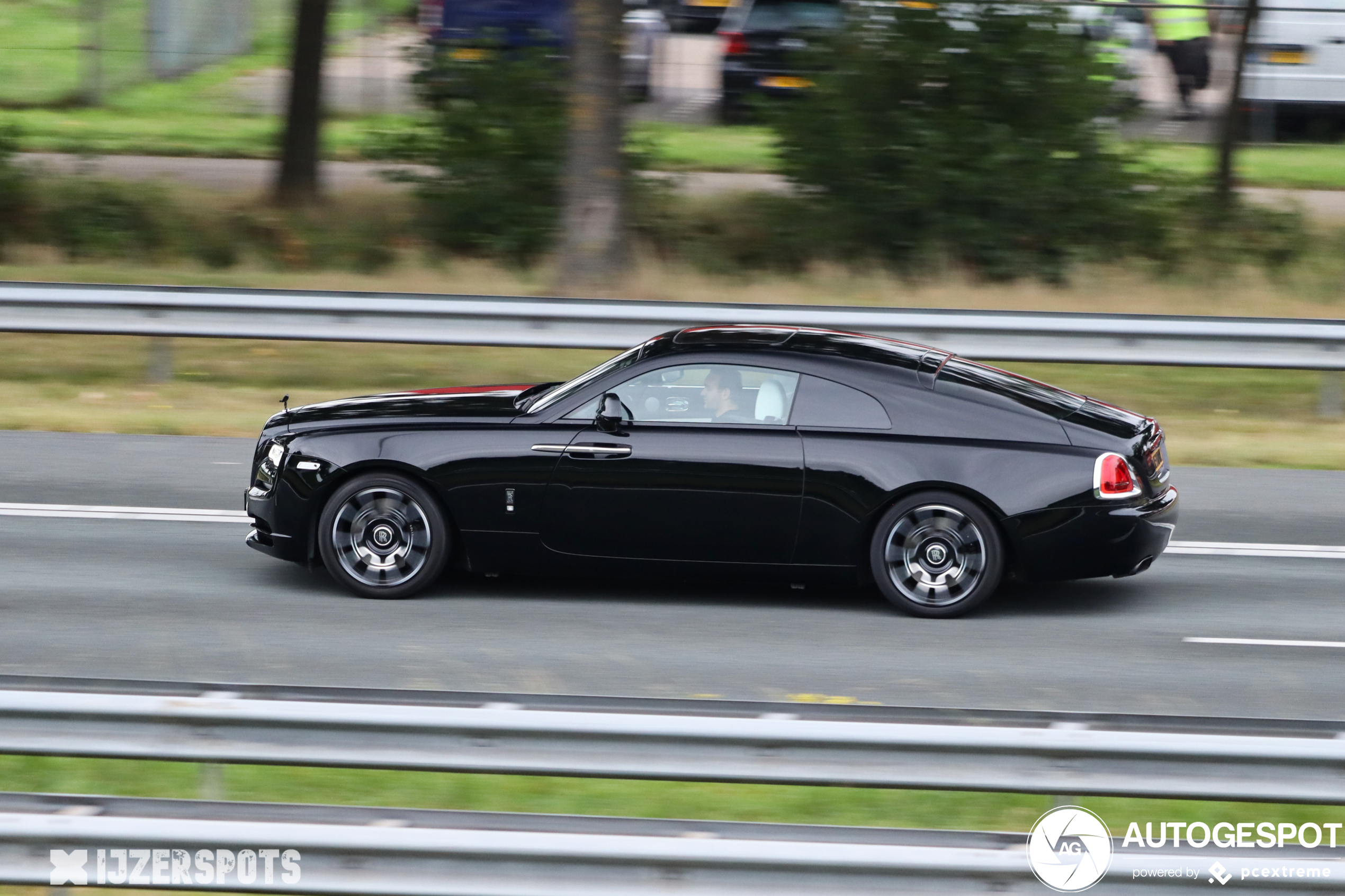 Rolls-Royce Wraith Black Badge