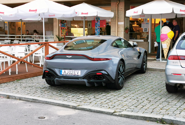 Aston Martin V8 Vantage 2018