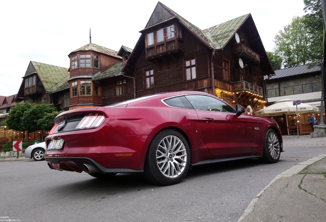 Ford Mustang GT 2015