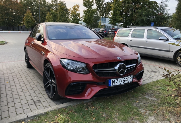 Mercedes-AMG E 63 S W213