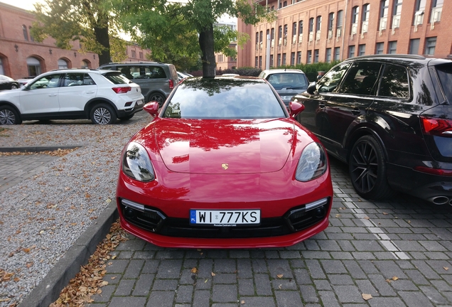 Porsche 971 Panamera GTS MkI