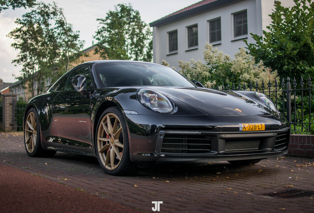 Porsche 992 Carrera S