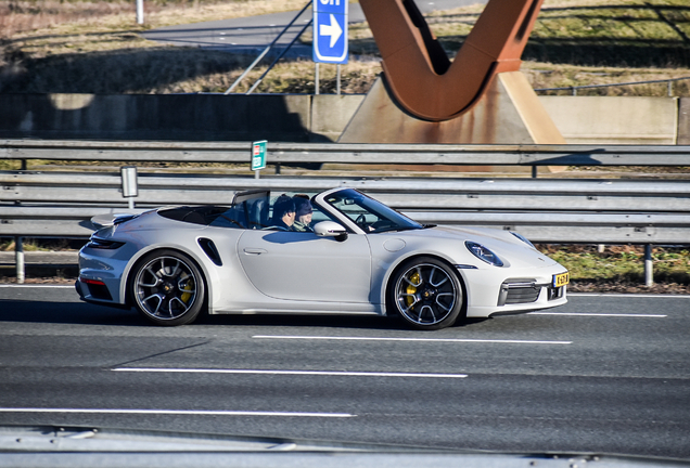 Porsche 992 Turbo S Cabriolet