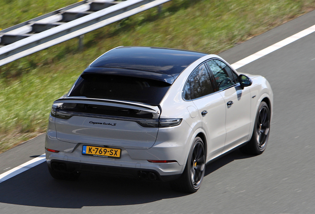 Porsche Cayenne Coupé Turbo S E-Hybrid