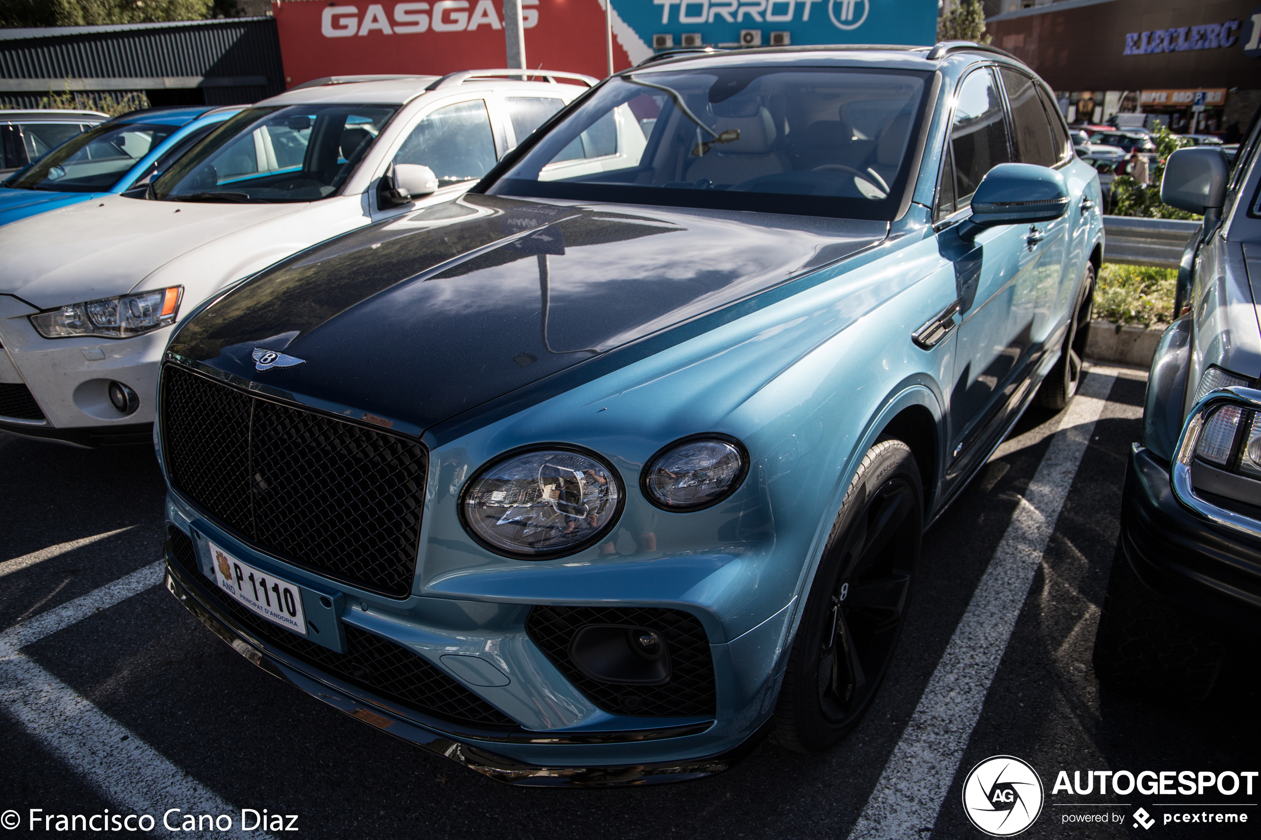 Bentley Bentayga V8 2021