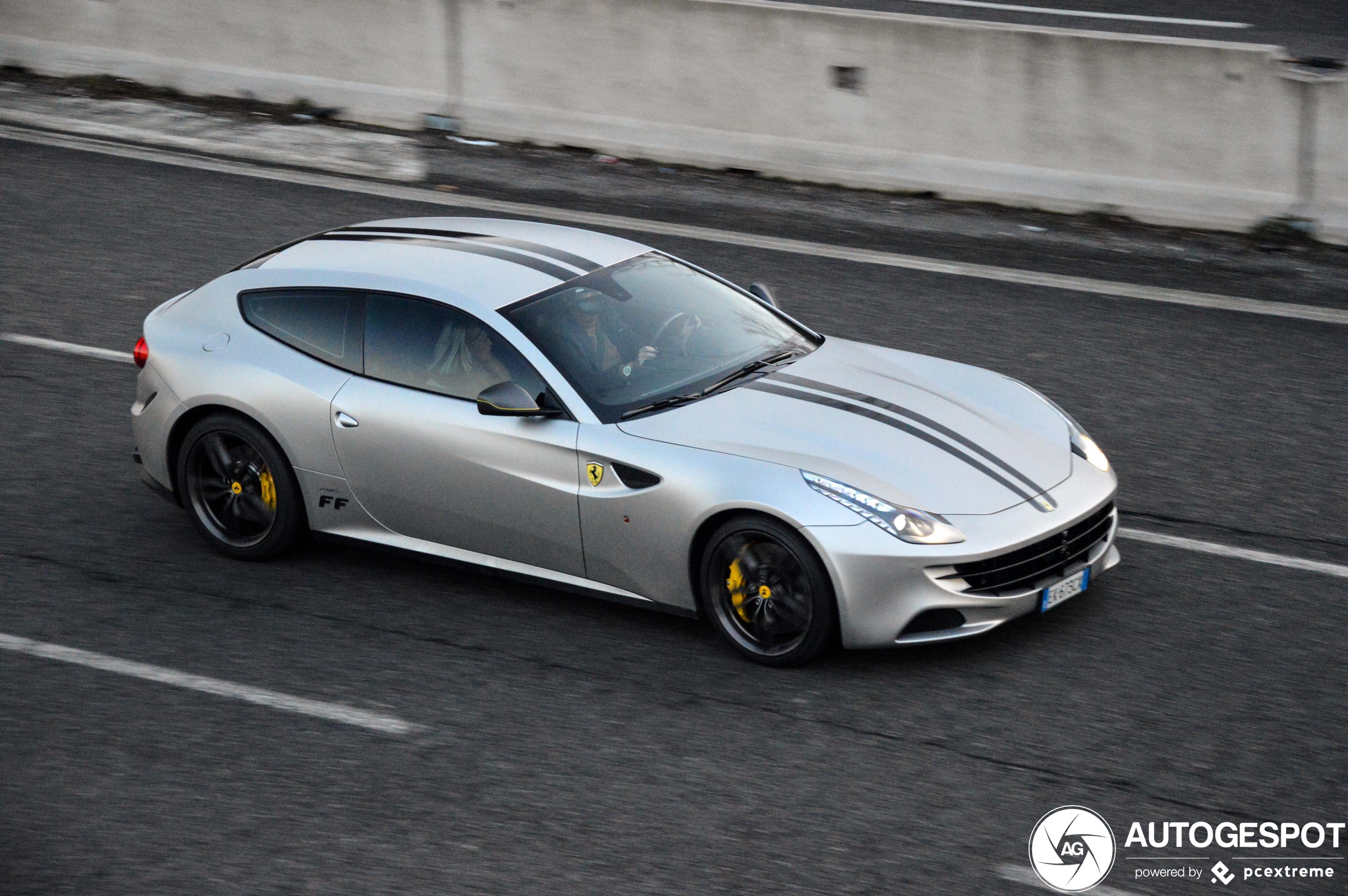 Ferrari FF