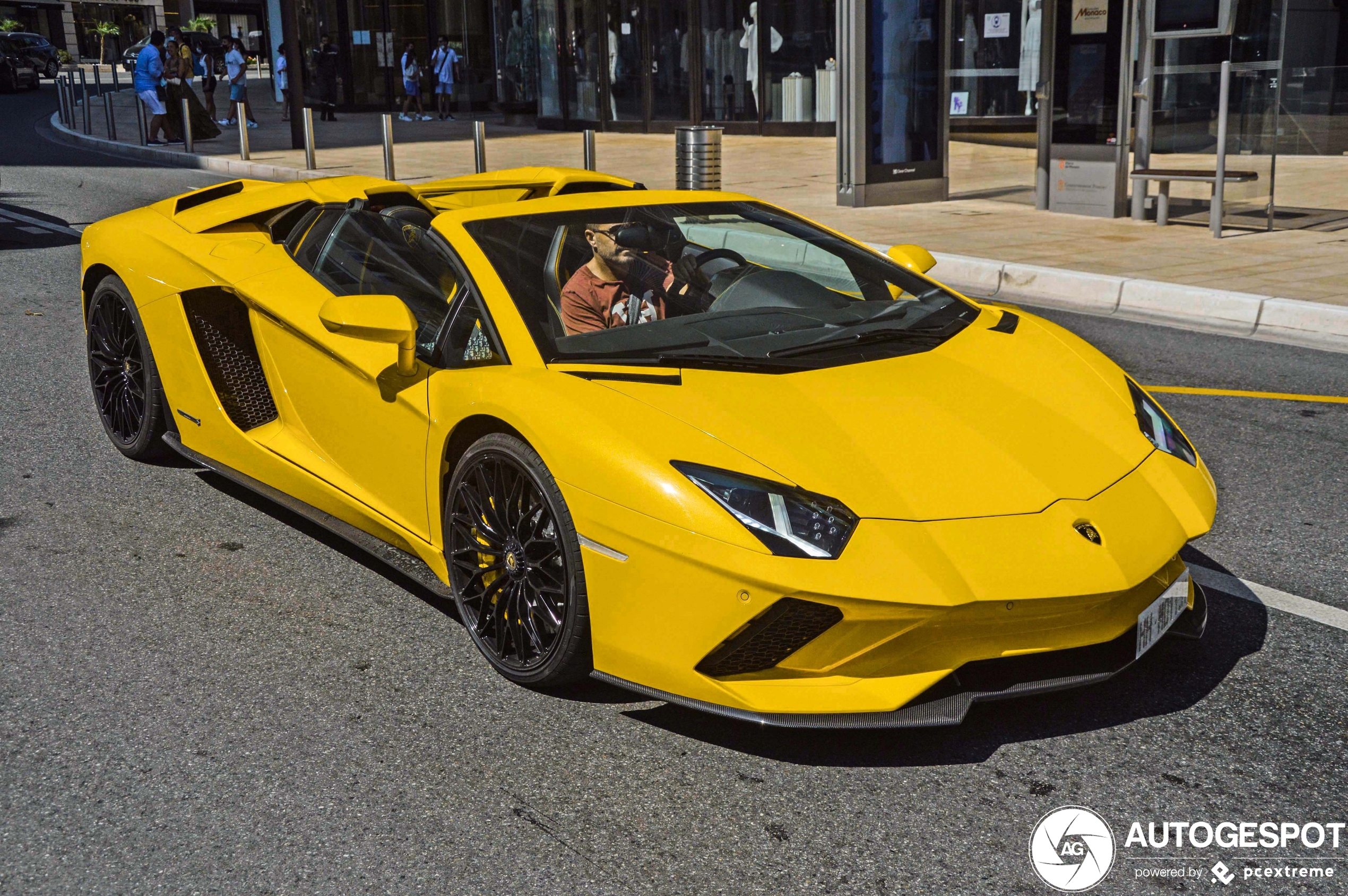 Lamborghini Aventador S LP740-4 Roadster