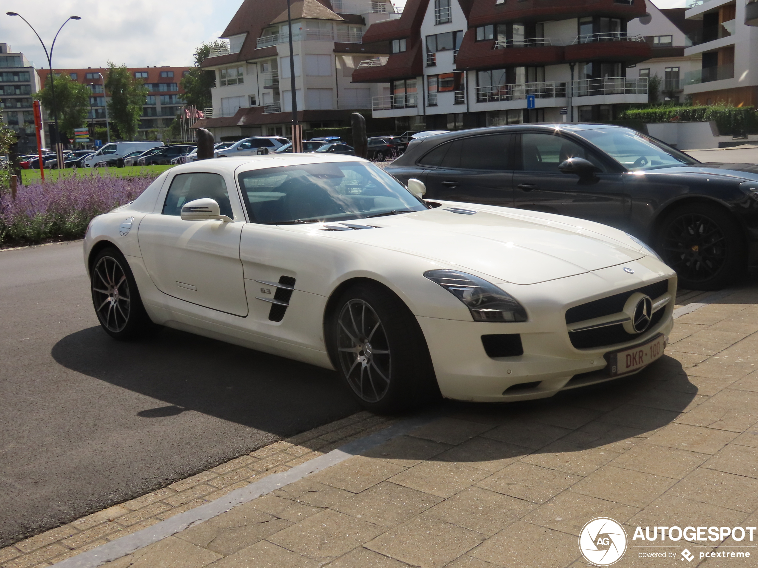 Mercedes-Benz SLS AMG