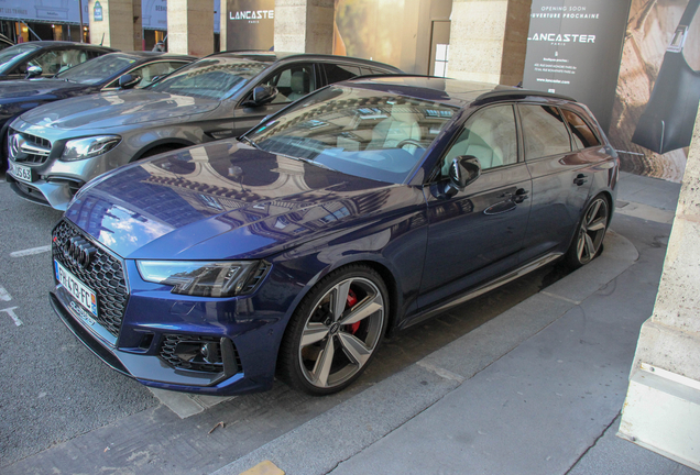 Audi RS4 Avant B9