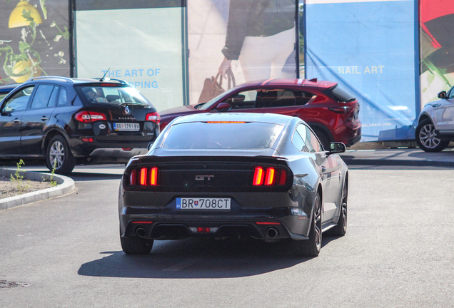 Ford Mustang GT 2015