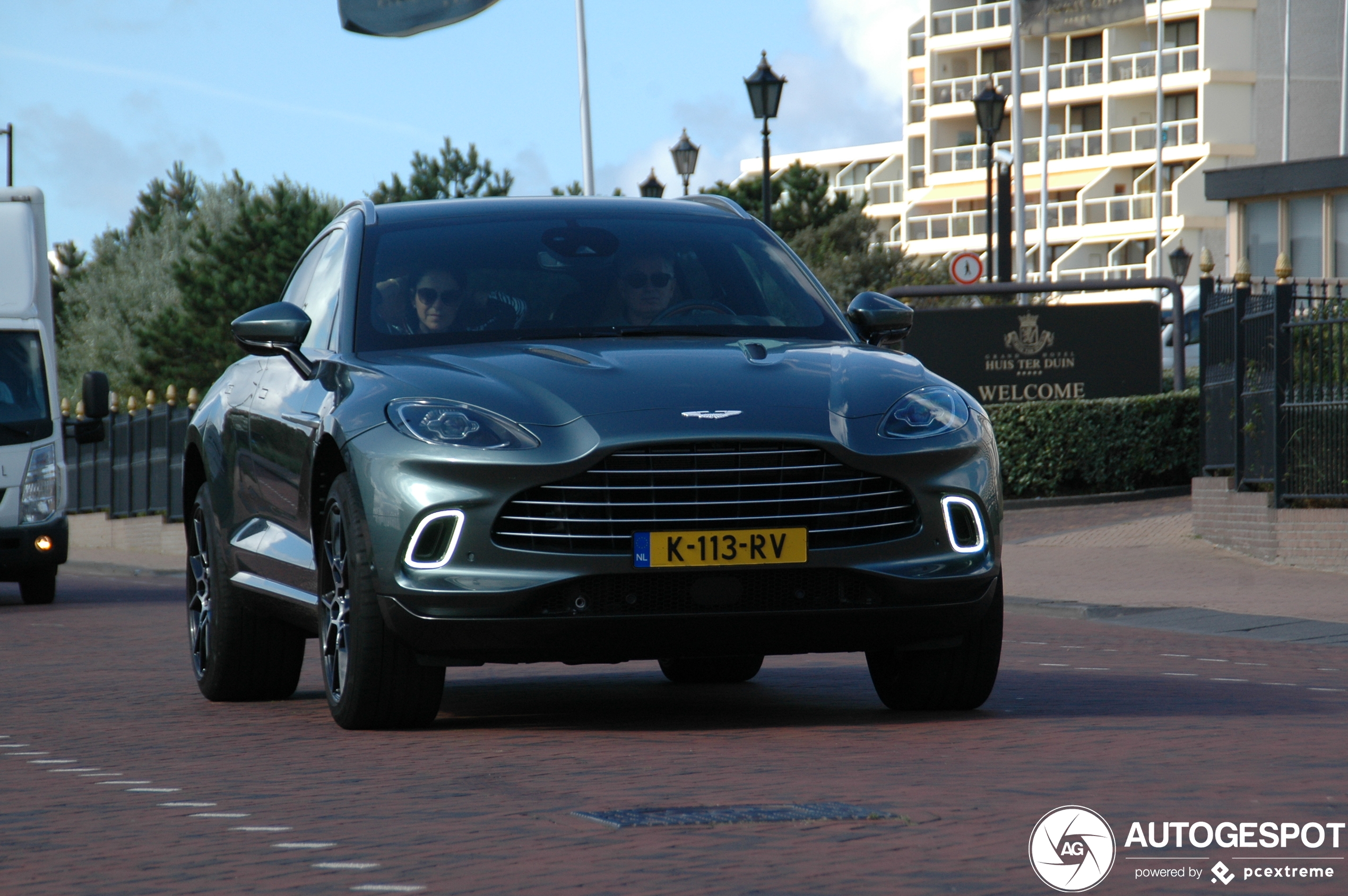 Aston Martin DBX