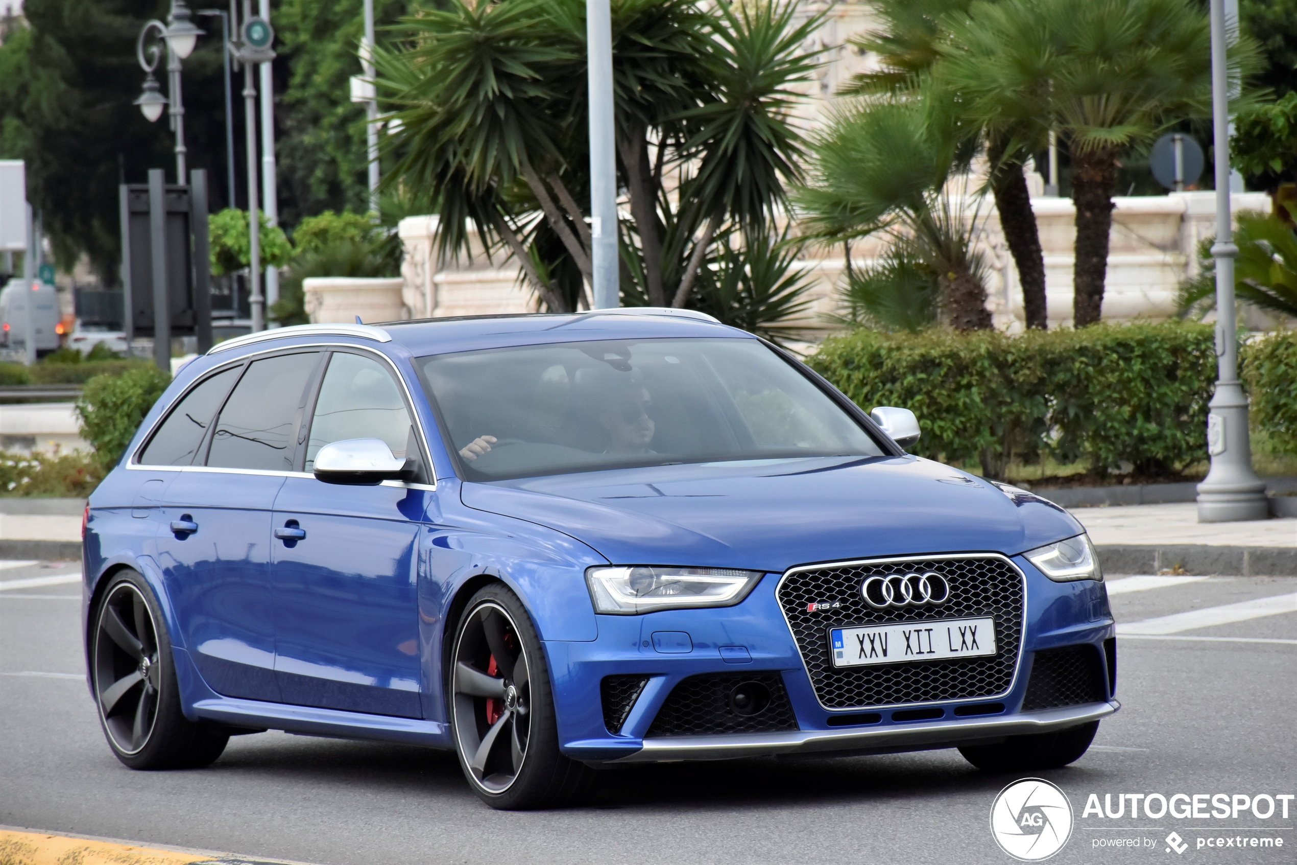 Audi RS4 Avant B8