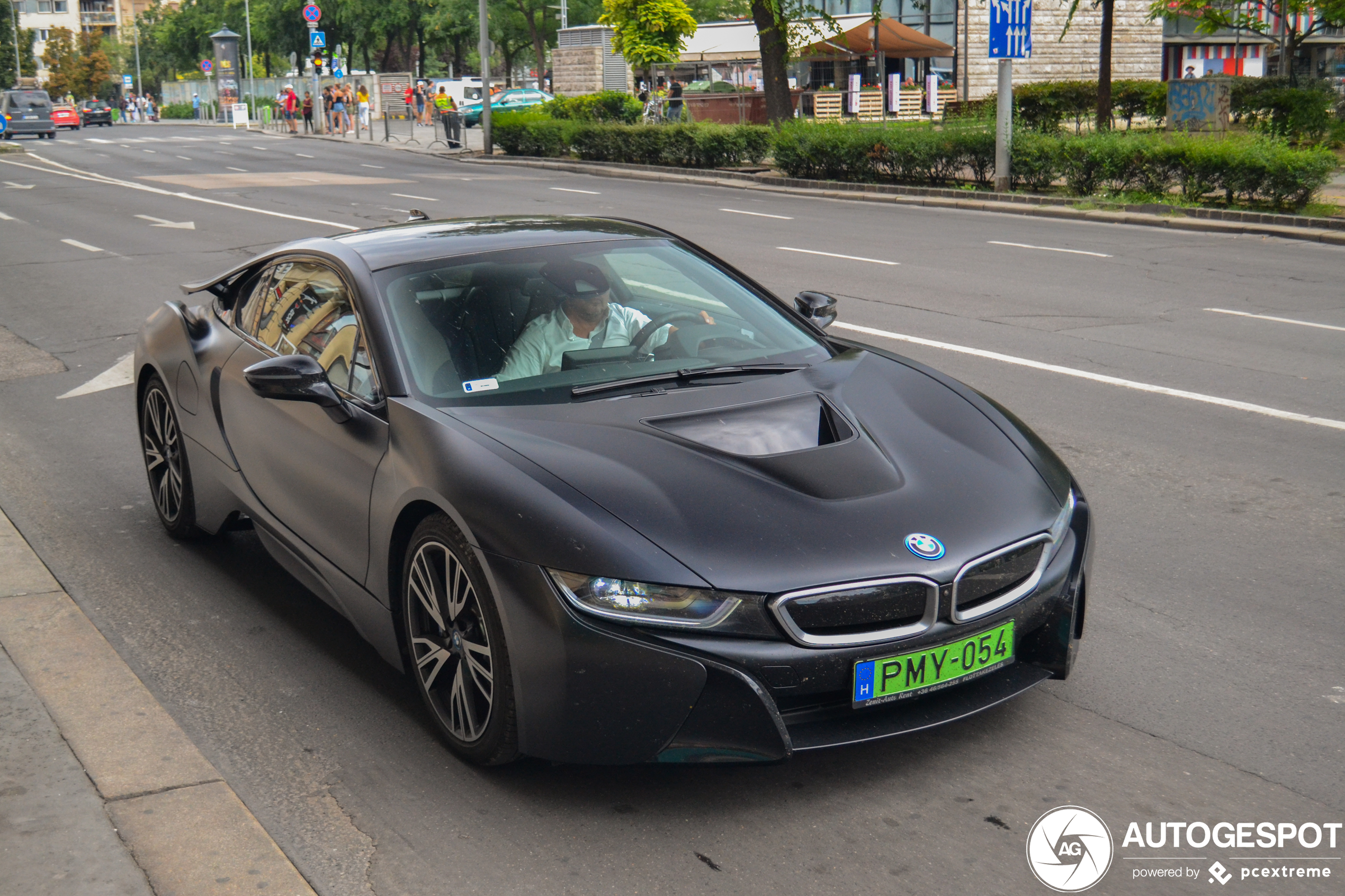 BMW i8 Protonic Frozen Black Edition