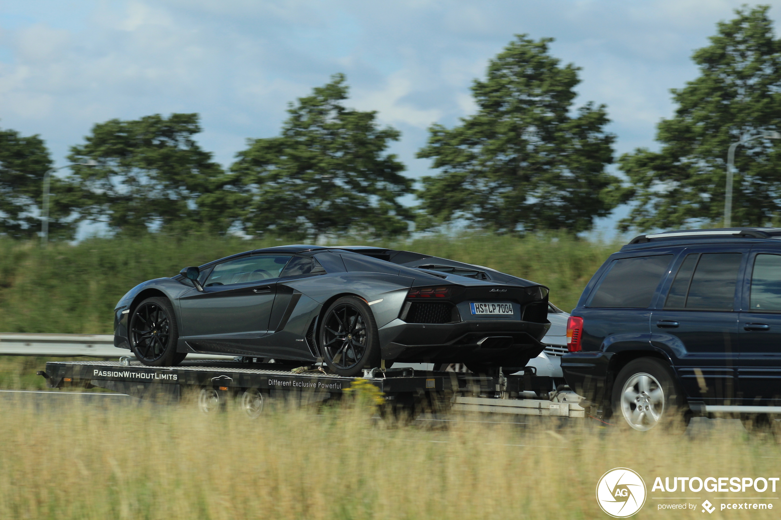 Lamborghini Aventador LP700-4 Roadster