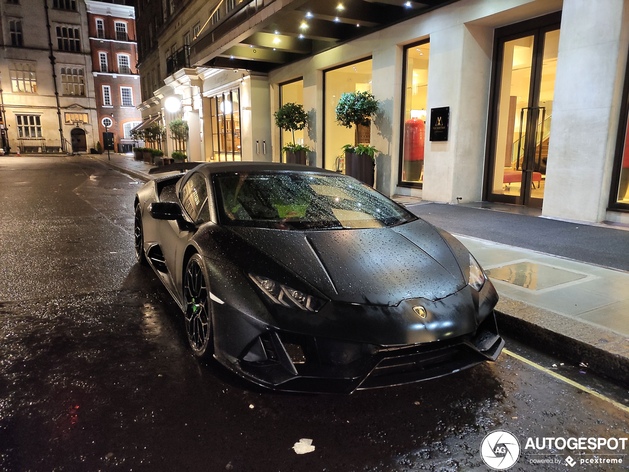 Lamborghini Huracán LP640-4 EVO Spyder