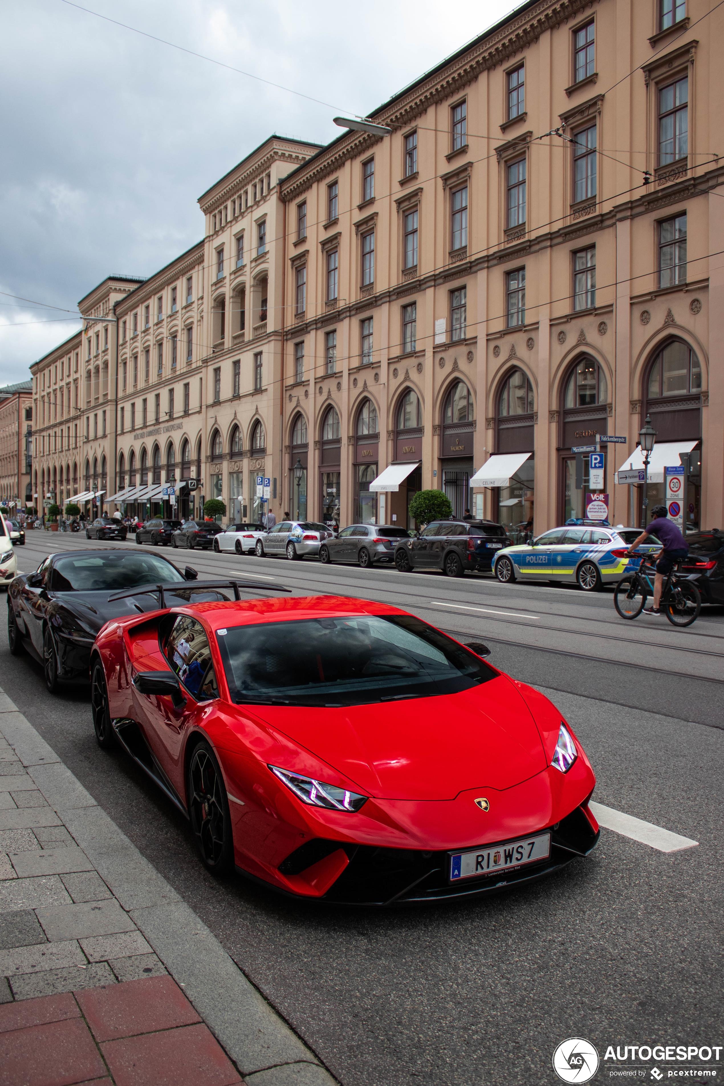 Lamborghini Huracán LP640-4 Performante