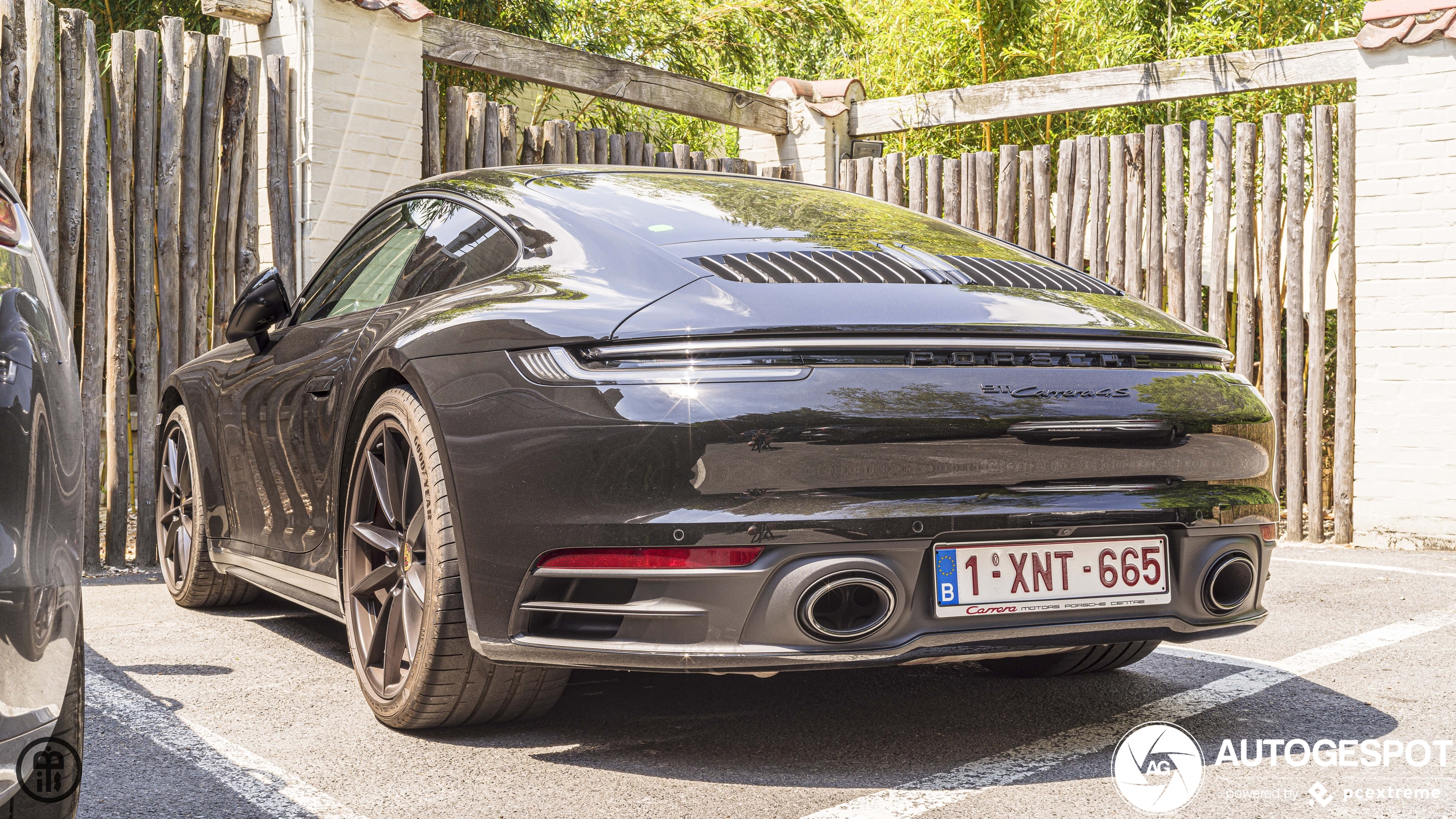 Porsche 992 Carrera 4S