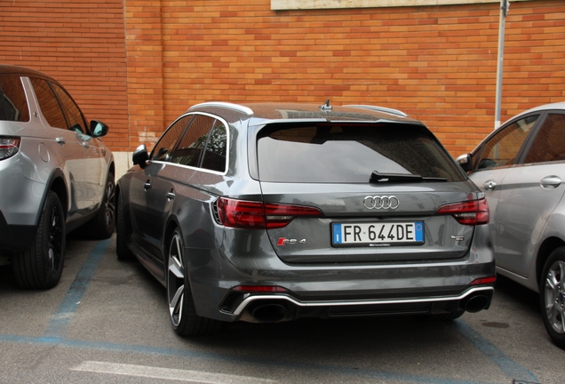 Audi RS4 Avant B9