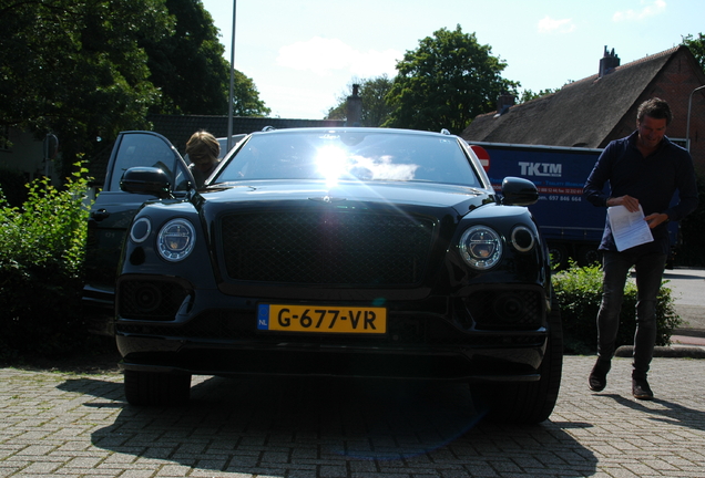 Bentley Bentayga Black Edition