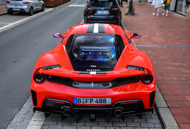 Ferrari 488 Pista