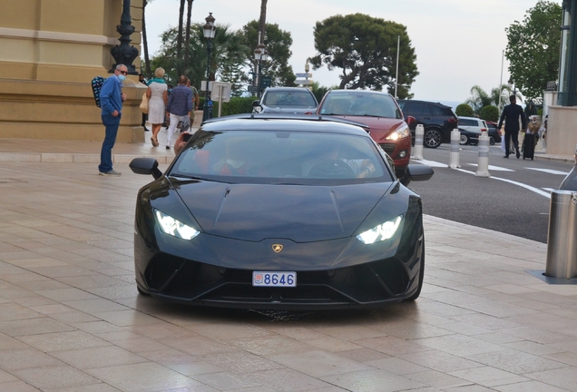 Lamborghini Huracán LP640-4 Performante