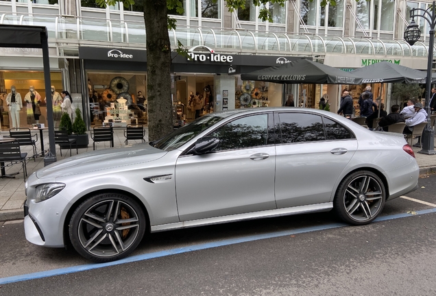 Mercedes-AMG E 63 S W213