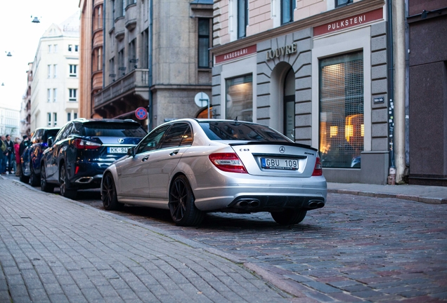 Mercedes-Benz C 63 AMG W204