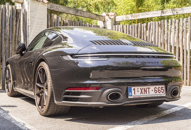 Porsche 992 Carrera 4S