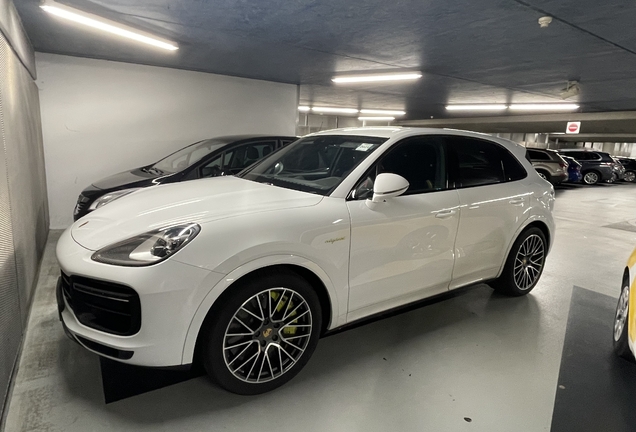 Porsche Cayenne Turbo S E-Hybrid