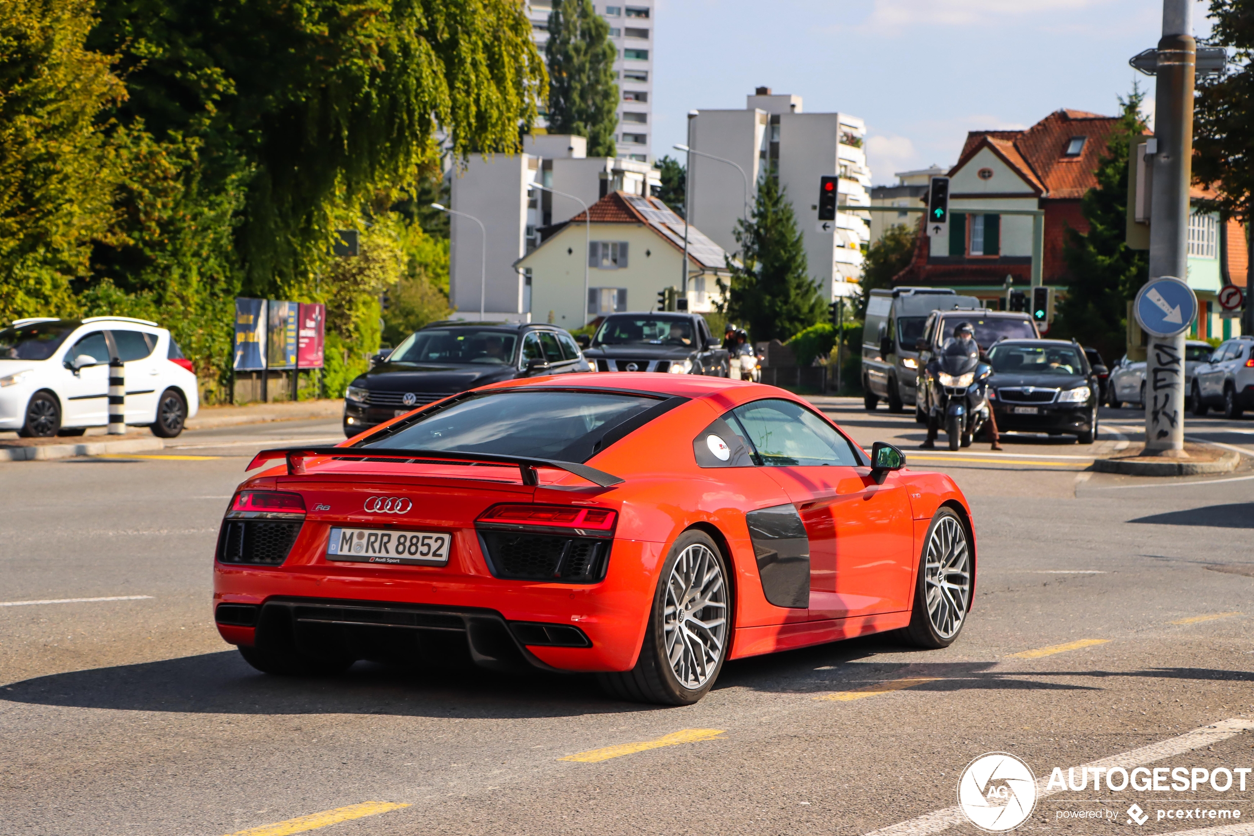 Audi R8 V10 Plus 2015