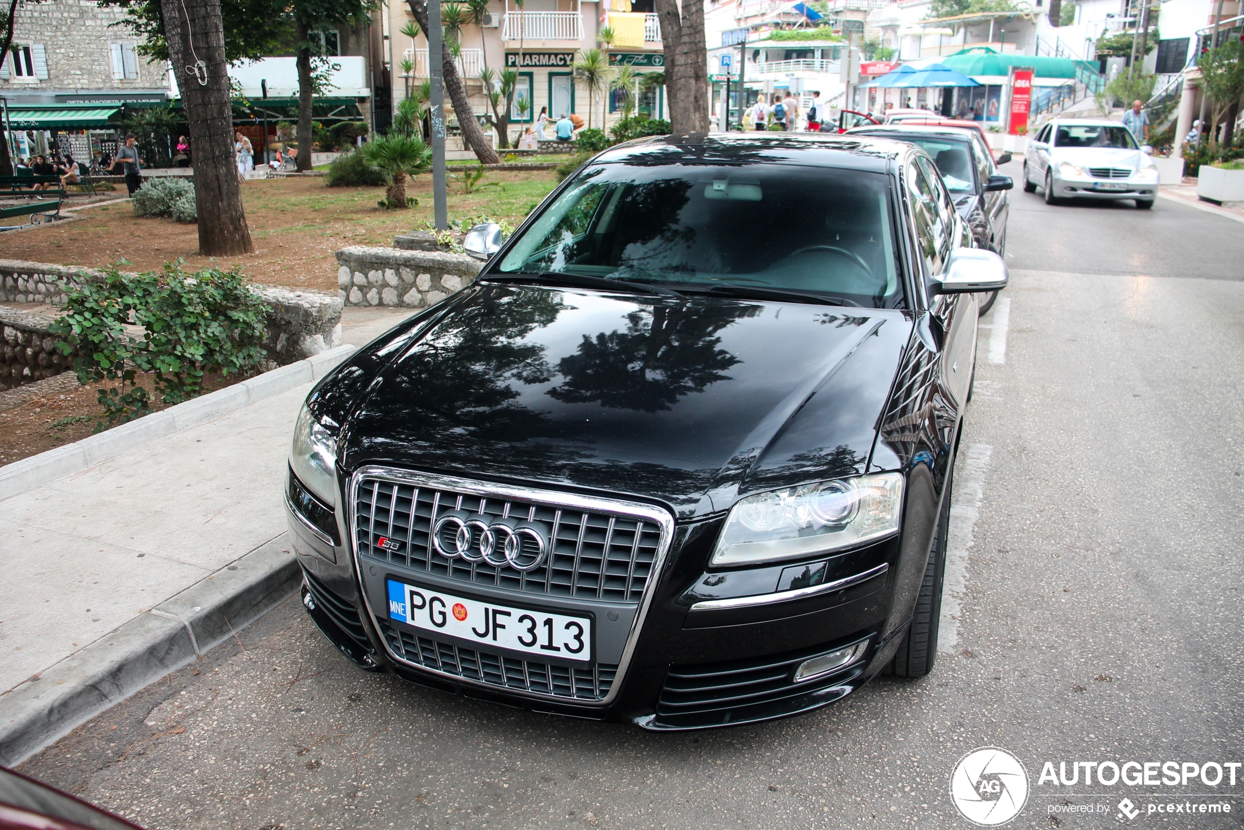 Audi S8 D3