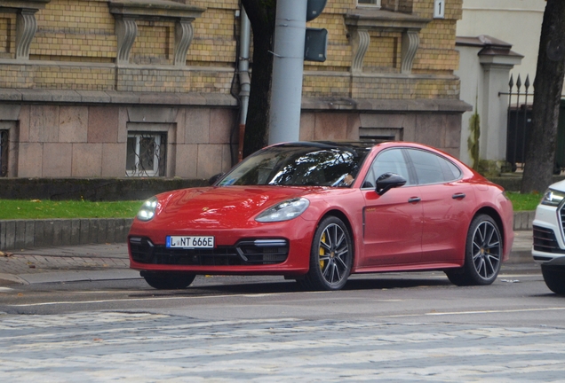 Porsche 971 Panamera Turbo S E-Hybrid