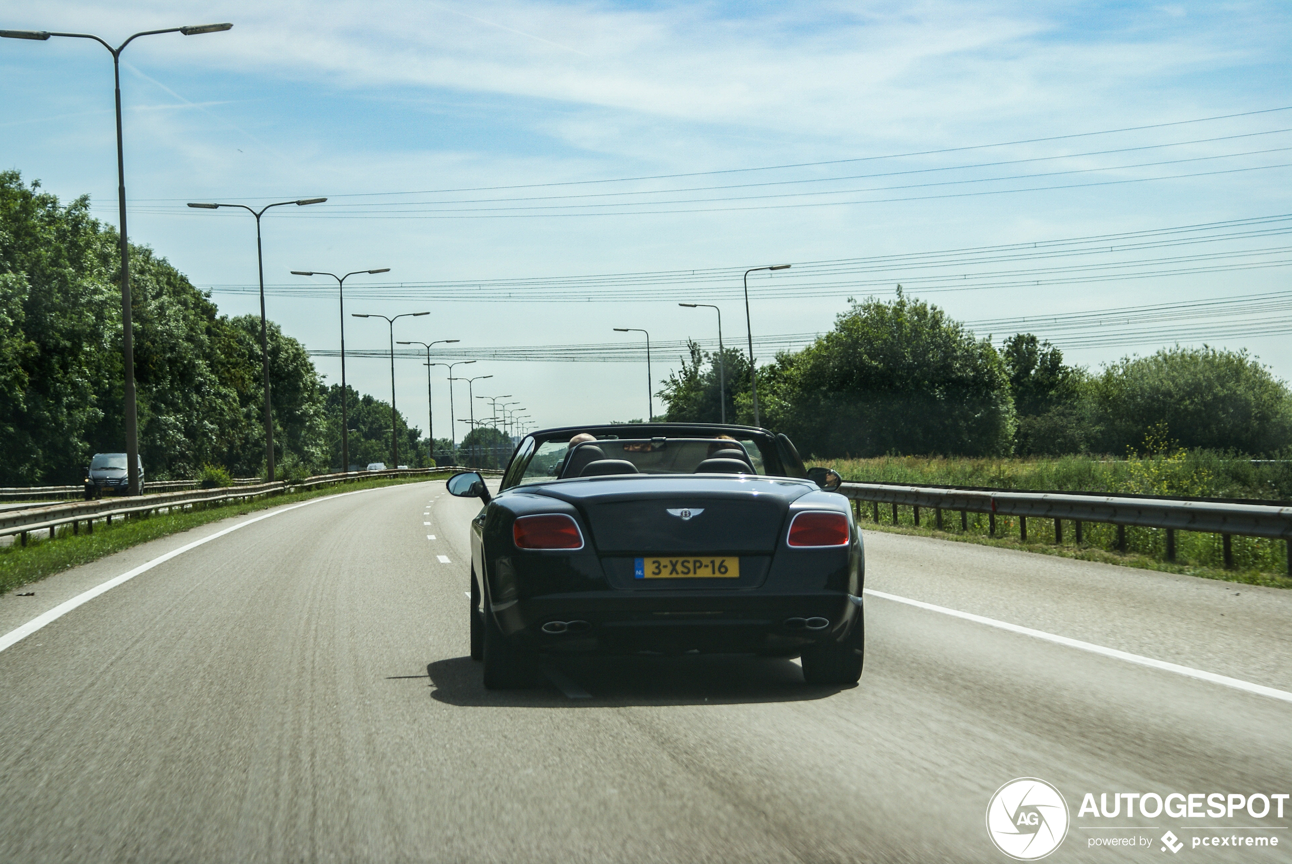 Bentley Continental GTC V8