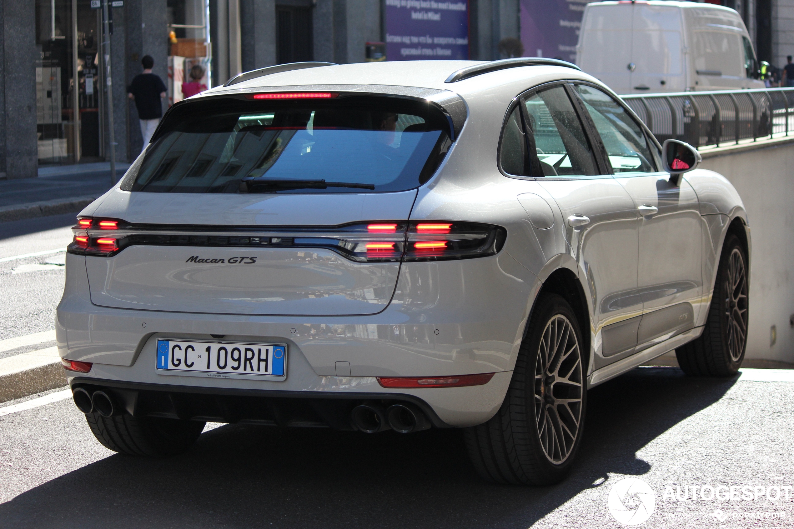 Porsche 95B Macan GTS MkII