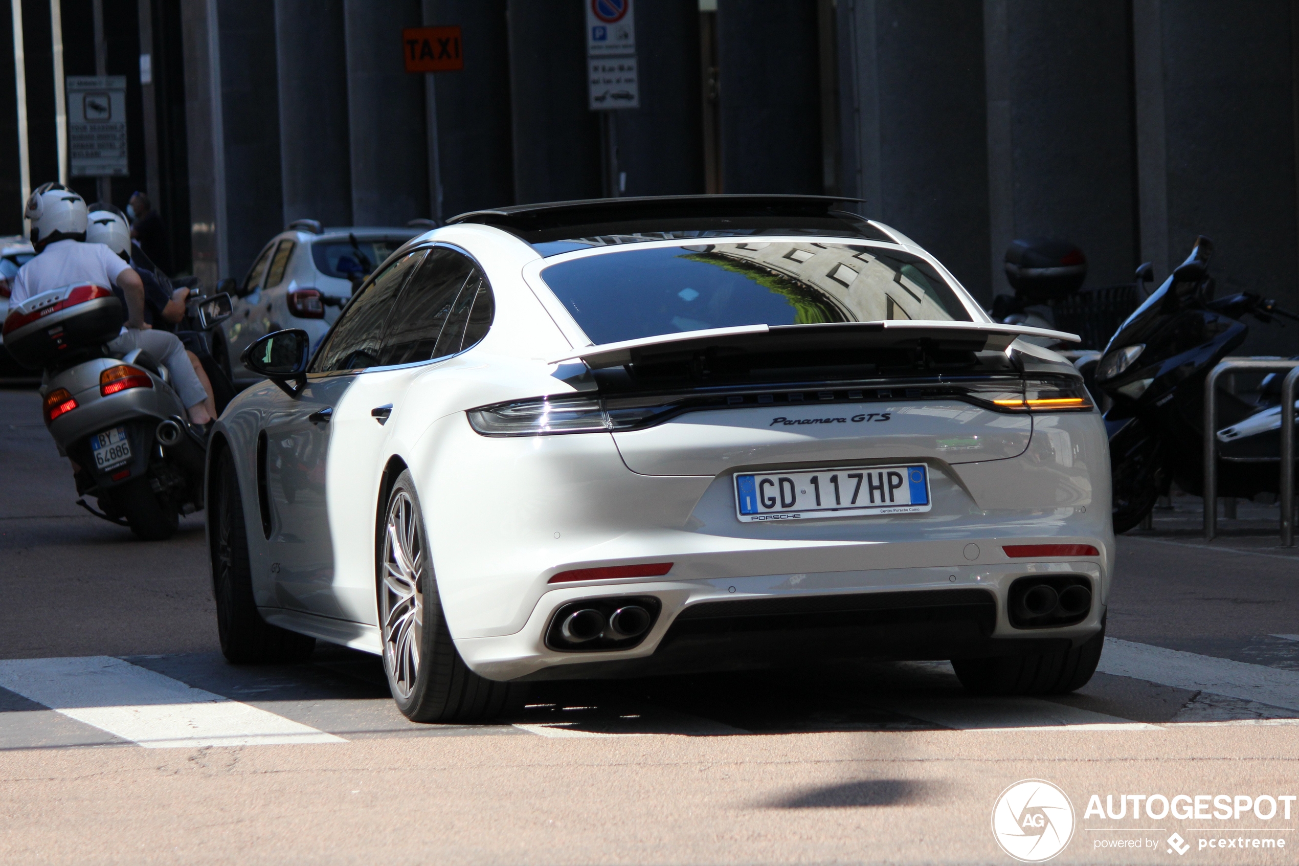 Porsche 971 Panamera GTS MkII