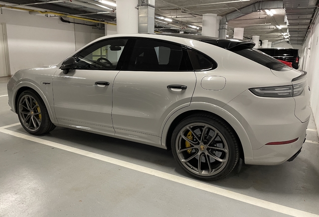 Porsche Cayenne Coupé Turbo S E-Hybrid