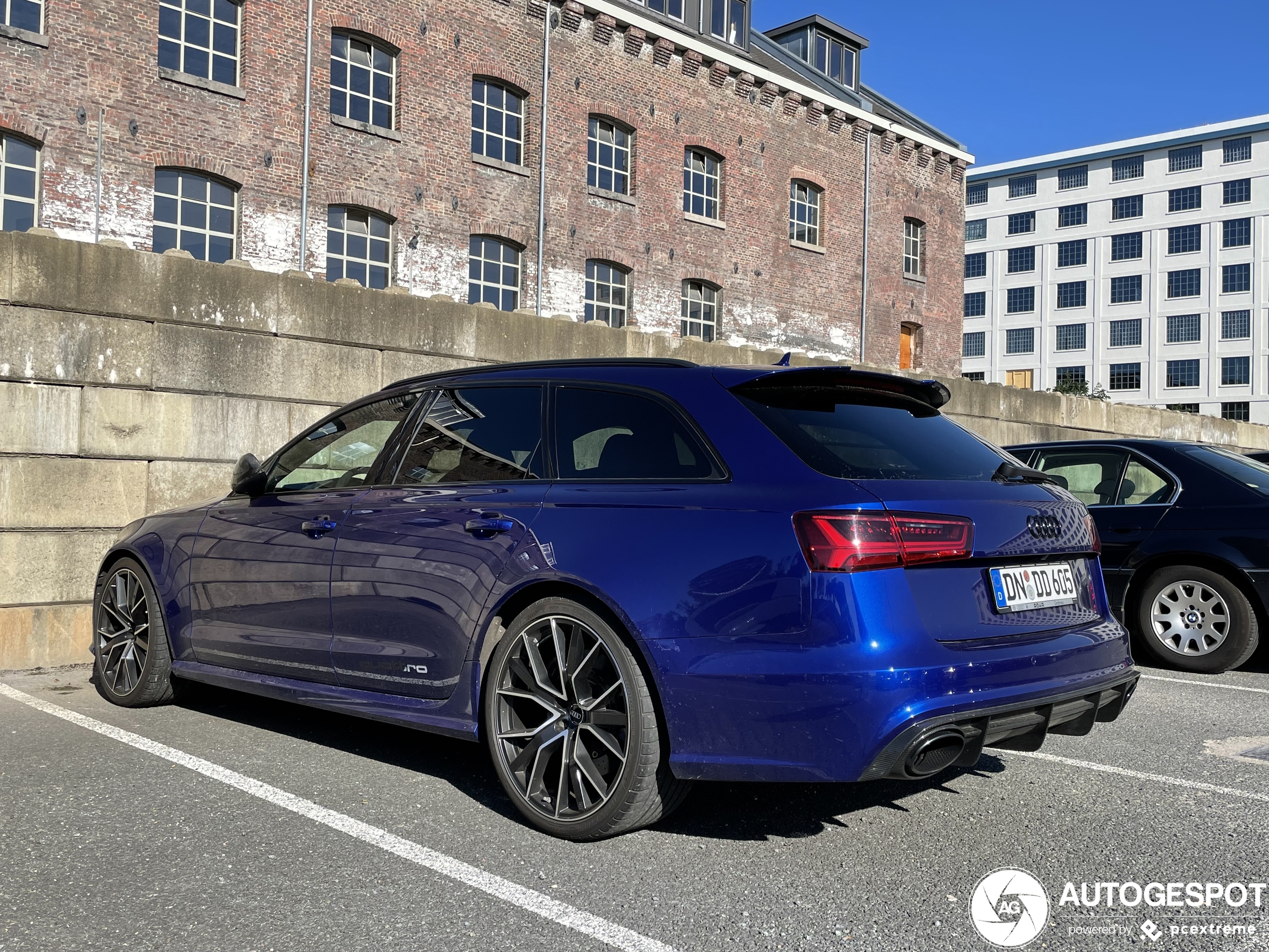 Audi RS6 Avant C7 2015